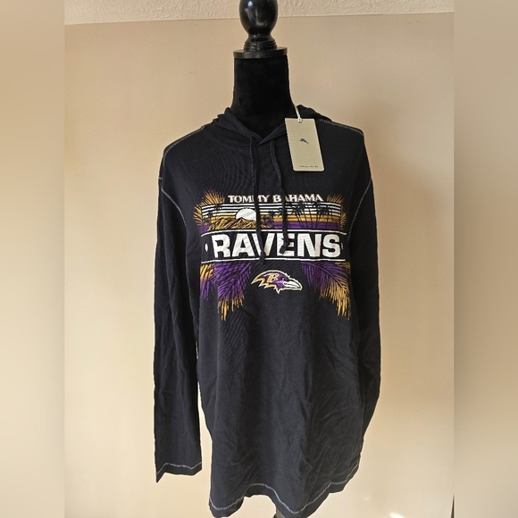 NWT Men's Baltimore Ravens Tommy Bahama Black Artsy Palms Pull Over Hoodie Sz M. - Picture 1 of 7